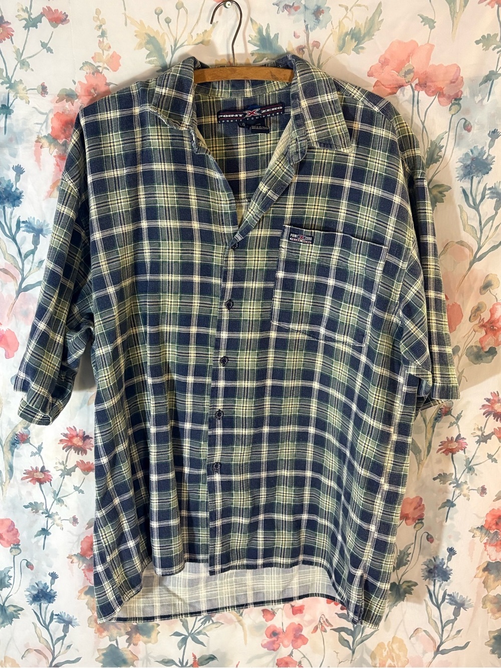 Point Zero Men's Navy & Green Plaid Short-Sleeve Button Shirt